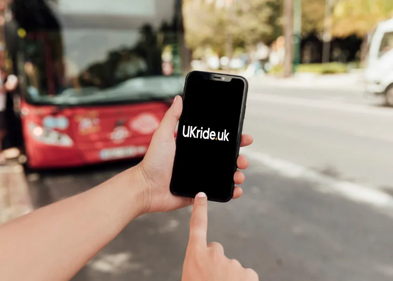 Book Your Taxi from King’s Cross Station Instantly