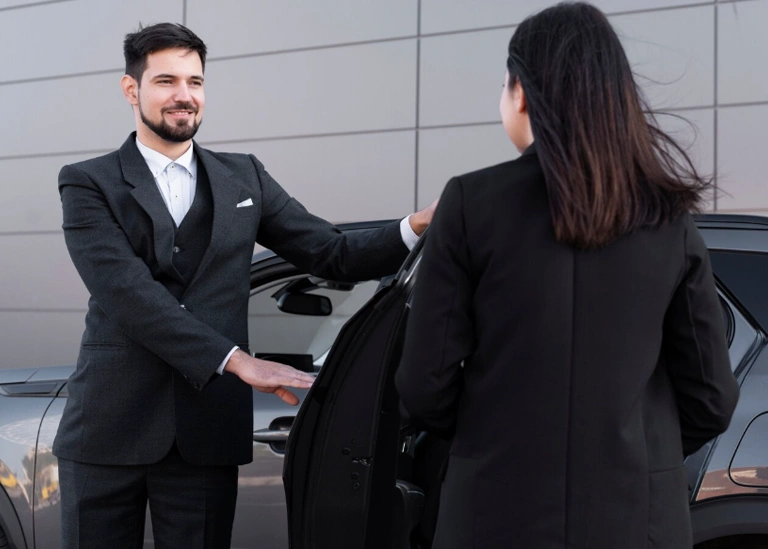 Easy Transfers from Northolt to Major London Stations