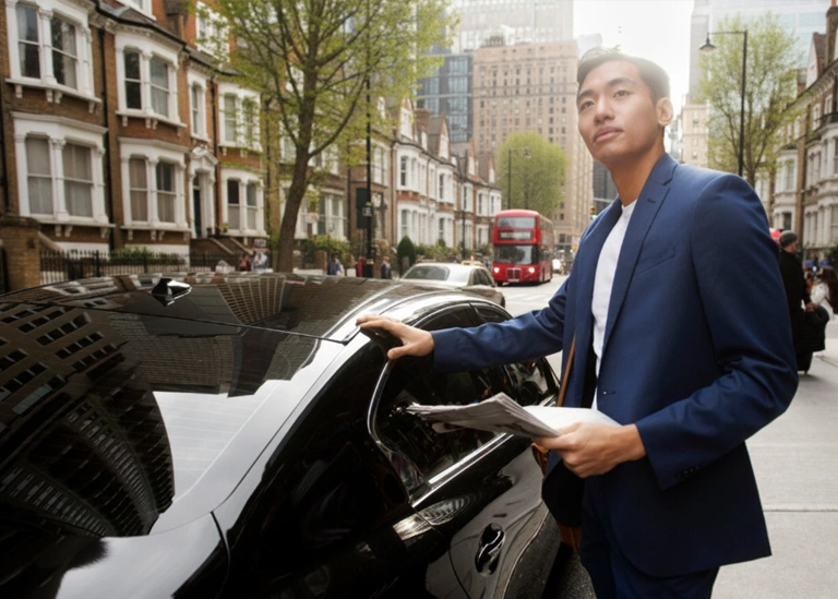 Taxi Transfers Between Bethnal Green and Major London Stations