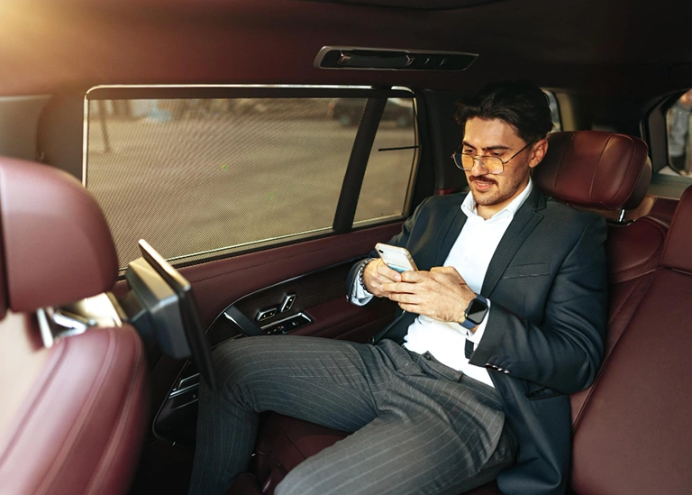 Explore Roehampton and Travel Comfortably with UKride