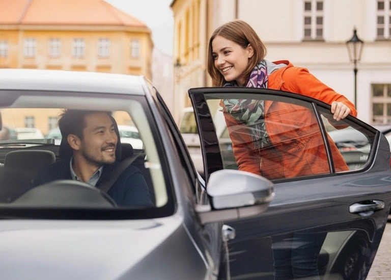 Easy, Reliable Covent Garden Cabs for Day & Night