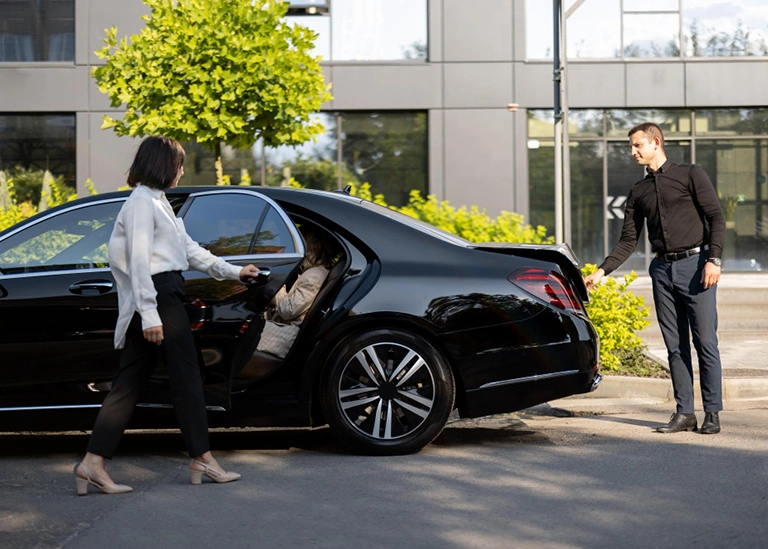 Fast, Friendly & Great-Value Raynes Park Taxis